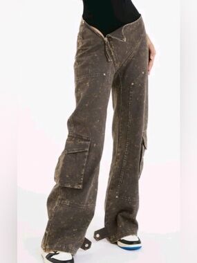 Ruve Women's Cargo Pants in Acid Wash Sz XS Diagonal Zipper